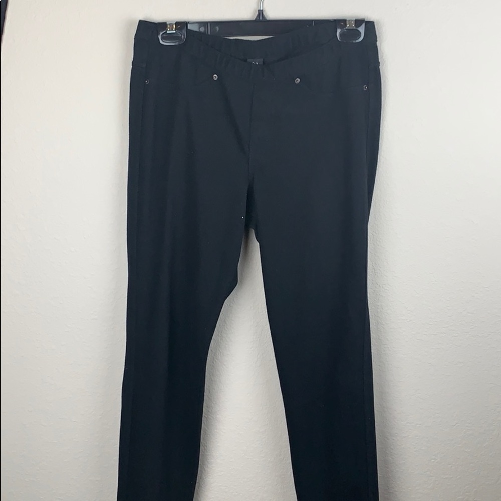 Black Hue Leggings.